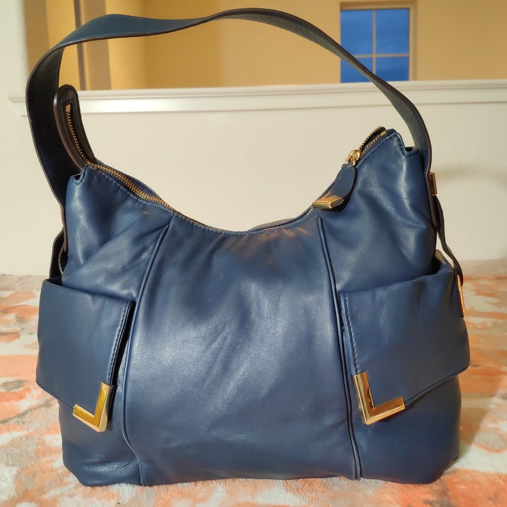 Like new Michael Kors leather hobo bag, shoulder bag, purse, handbag